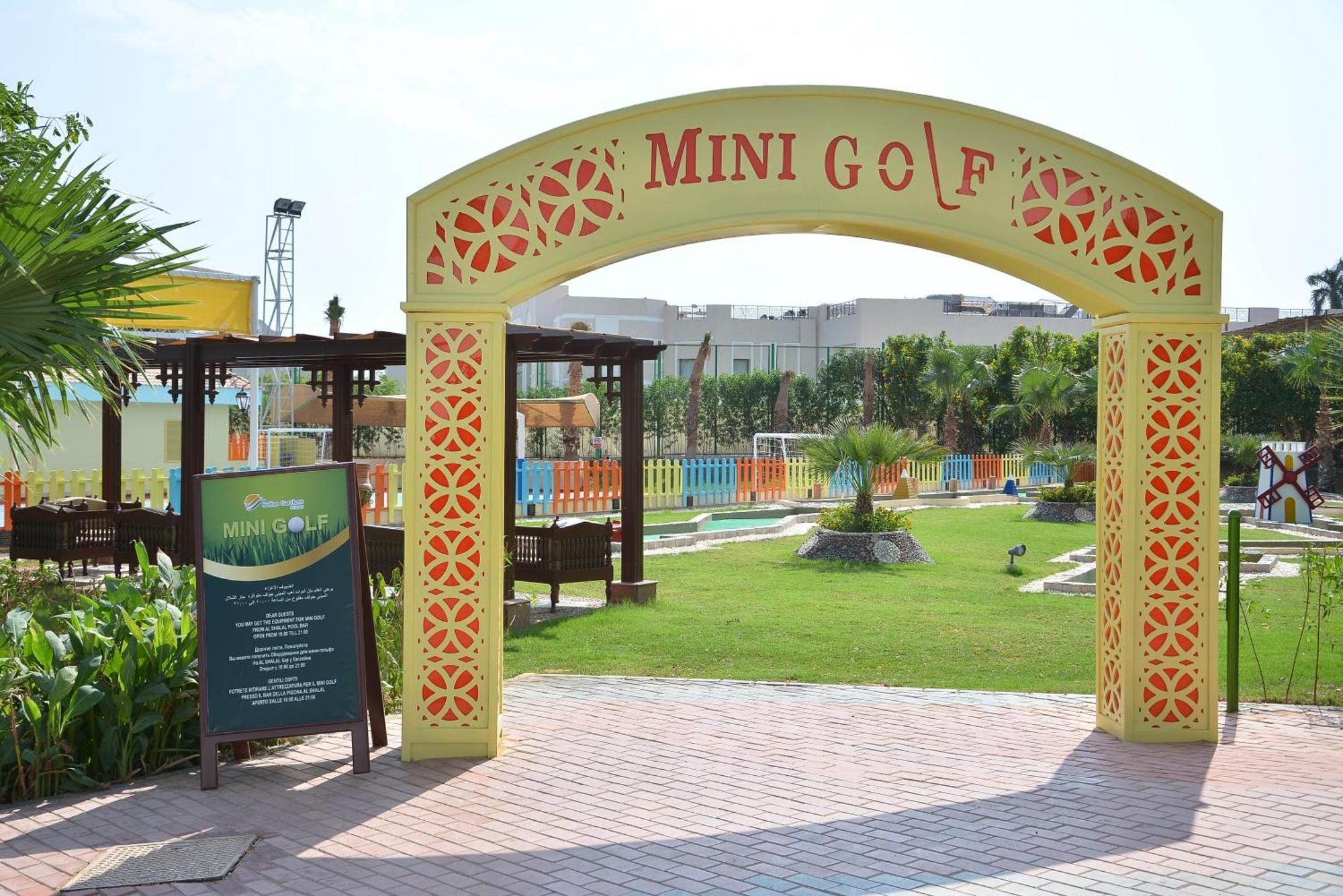 Sultan Gardens Resort Sharm El Sheikh Екстериор снимка Mini Golf