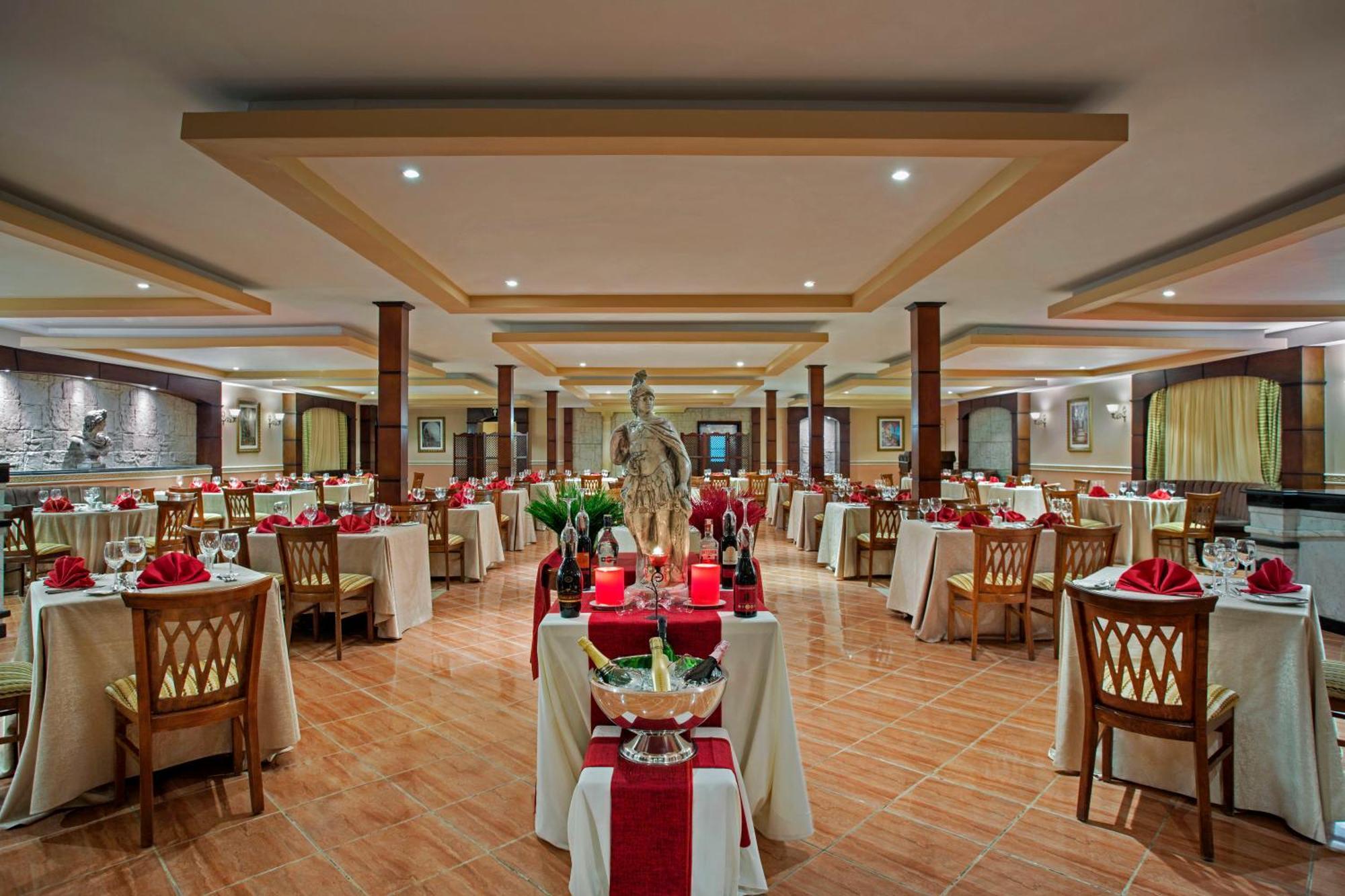 Sultan Gardens Resort Sharm El Sheikh Екстериор снимка The restaurant of the Nile Dream