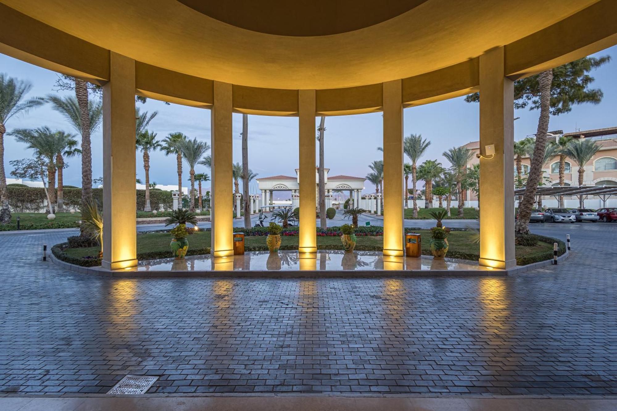 Sultan Gardens Resort Sharm El Sheikh Екстериор снимка The St Regis Sharm